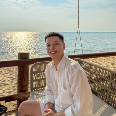 Dennis (Duy Bui)